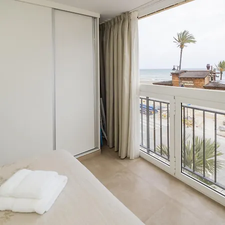 Cubo's Oceanview & Free Parking Lägenhet *