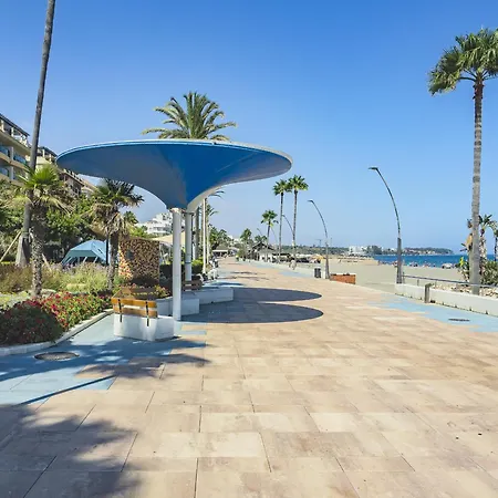 Lägenhet Cubo's Oceanview & Free Parking Estepona